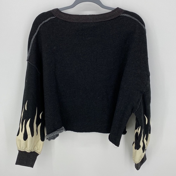 Wildfox Flame Raglan Sleeve Sweatshirt Size Small - Picture 6 of 11